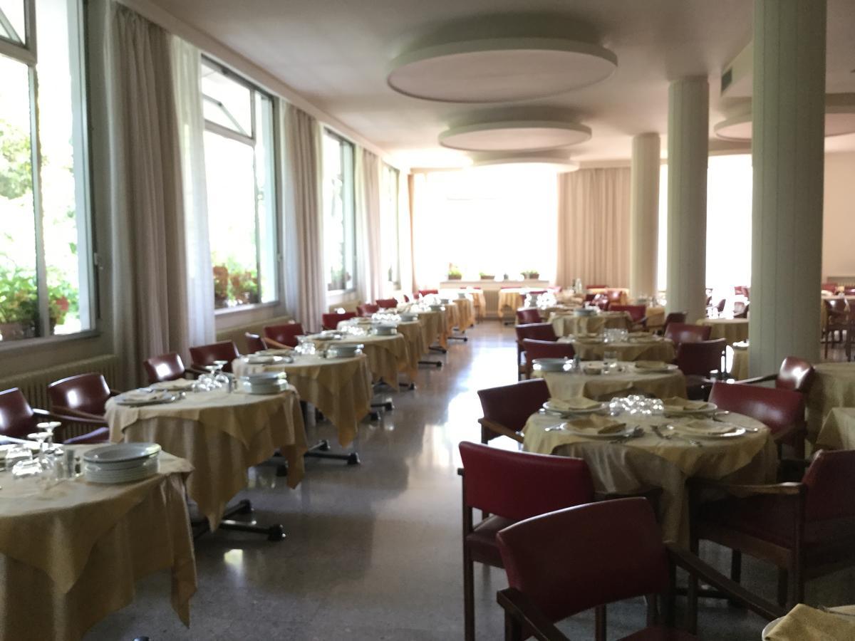 מונטגרוטו טרמה Hotel Terme Vulcania מראה חיצוני תמונה