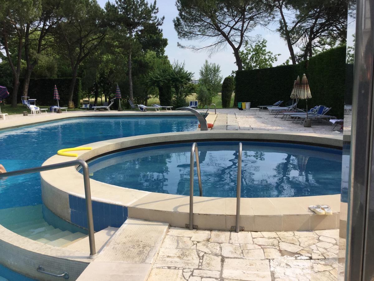 מונטגרוטו טרמה Hotel Terme Vulcania מראה חיצוני תמונה